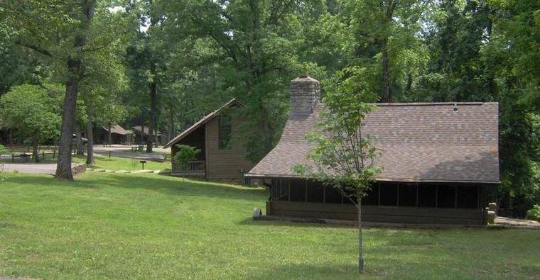 The rustic cabin area at Standing Stone State Park, cabins built in the 1940s, part of the Standing Stone Rustic Park Historic District (NRHP)