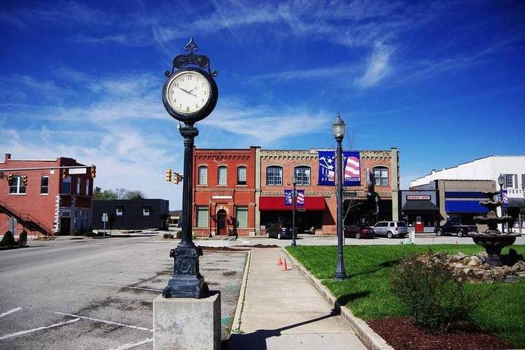 View along the south side of the courthouse square in Livingston, Tennessee, with Main Street storefronts